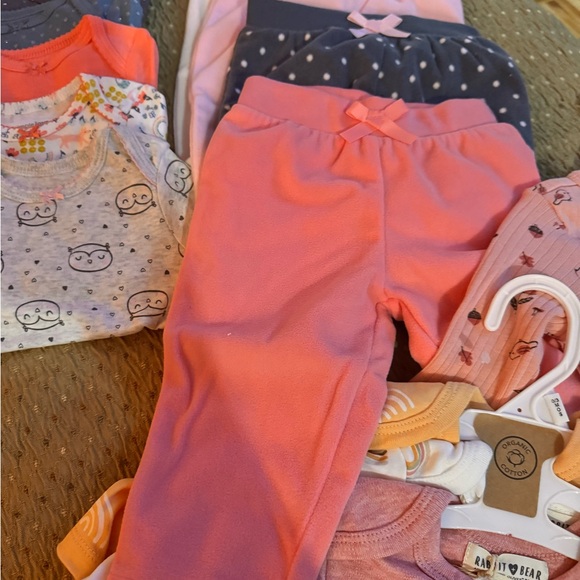 Girls newborn everyday outfits. By Carter - Picture 3 of 6